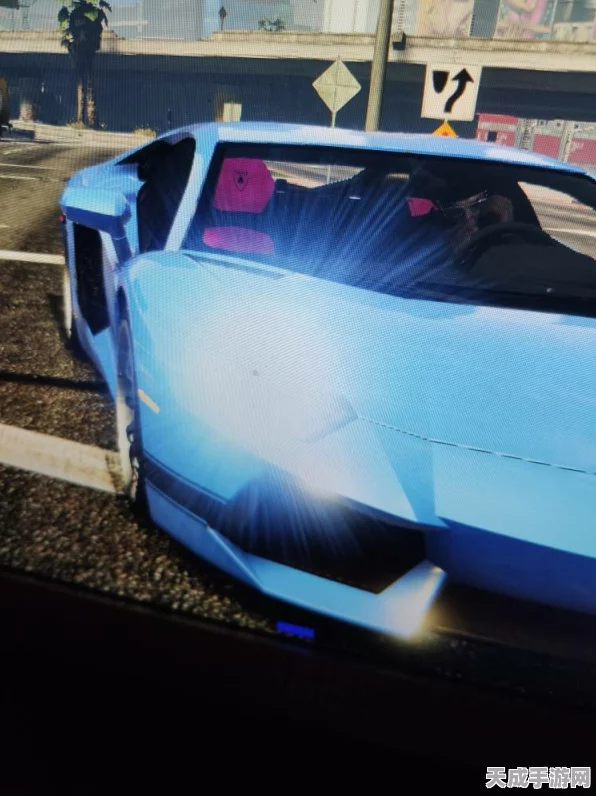 GTA5车辆操作秘籍，掌握车灯开启技巧，驰骋洛圣都夜色