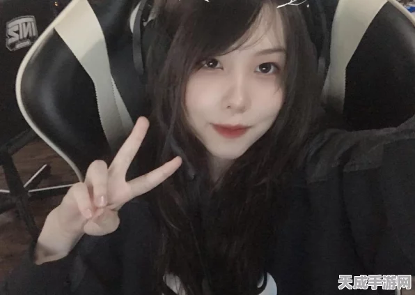 LOL争议皮肤再现赛场，JKL偏爱却遭玩家手感质疑
