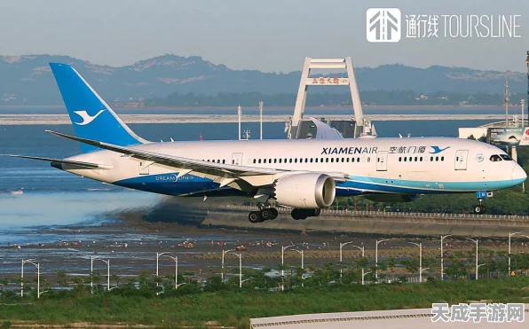 手游界新飞跃！B737-800BCF首抵湖北，助力手游赛事物流升级，机队规模再创新高