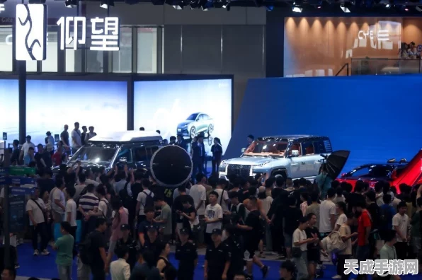 手游界震撼！虚拟车展盛况空前，国雅X1、仰望U7电竞版等四款豪华座驾惊艳登场