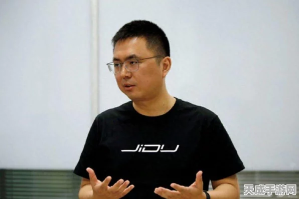 极越CEO夏一平深夜致歉，管理失误与营销执念反思，未来战略调整曝光