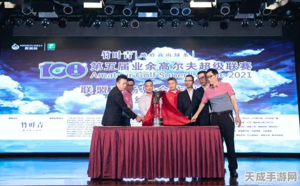 手游圈跨界盛事！中国无机盐工业协会会长王孝峰探访国联股份肥多多，共谋数字新机遇