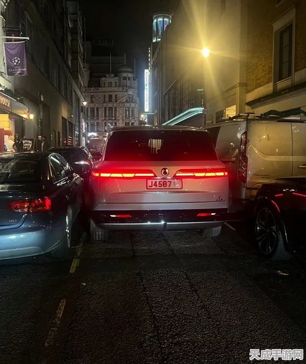 腾势N9震撼曝光，旗舰级SUV新贵，豪华气势直追路虎揽胜行政版