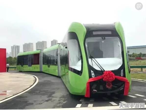 手游跨界新亮点，比亚迪B10纯电动公交将亮相北京道路运输展，探索绿色出行新风尚