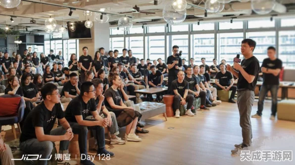 手游教育新纪元，百度大模型研修班余姚站盛况空前，200余名骨干教师共谋手游教育创新路径