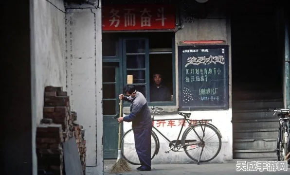 地铁逃生国际服2024新版爆料，吃鸡竞技动作冒险，全新赛季与地图震撼来袭