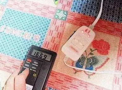 电热毯辐射疑云，长期使用或增加致癌风险？