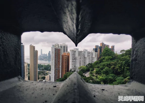绝地求生，巧站窗户之上，制霸战场的秘密技巧