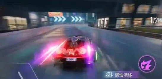 王牌竞速，钟摆漂移实战秘籍，操作技巧大揭秘