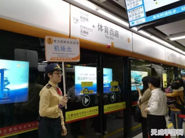 王者荣耀揭秘，镜英雄操作界面能力源自何方？万镜之厅的终极奥秘