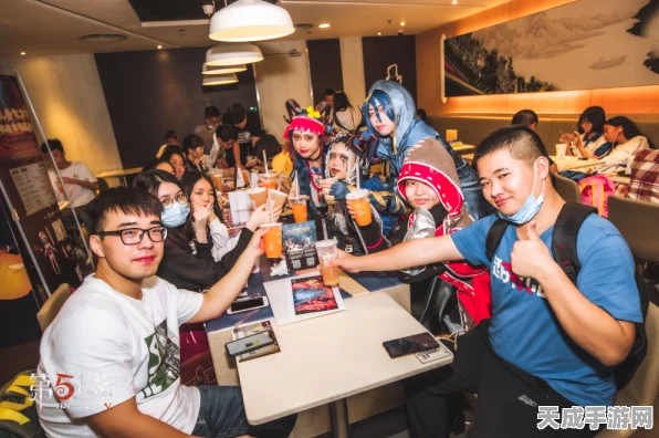 万圣狂欢落幕！第五人格×麦当劳×美团外卖庄园庆典精彩回顾