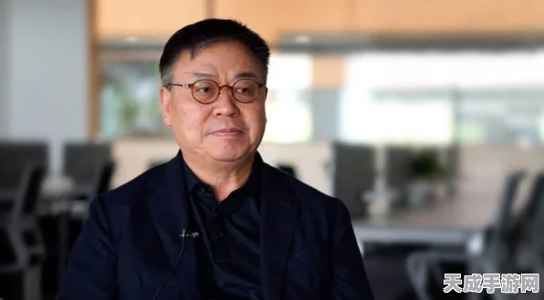 时空猎人全新羽翼震撼登场，炫酷特效与属性加成详解