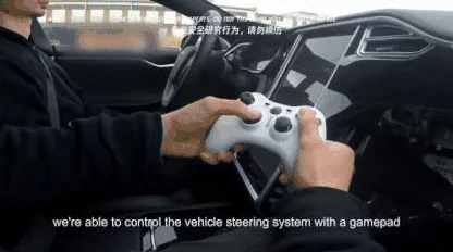 手柄征服GTA5赛道，深度解析驾驶技巧与实战策略