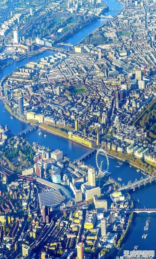 都市天际线，高端配置下的城市建造盛宴，你的电脑能否驾驭？
