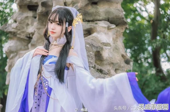 云裳羽衣，流雾套装全攻略，绝美图鉴解锁搭配新潮流，限时活动揭秘