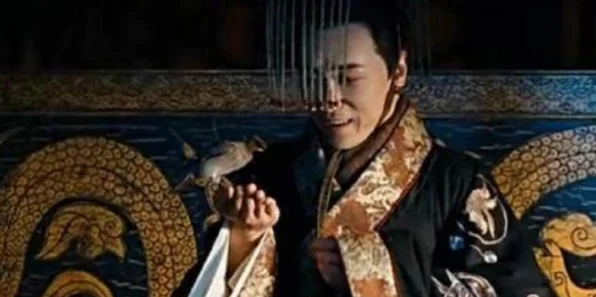 袁术搭配攻略，解锁三国志·战略版中的霸业之路