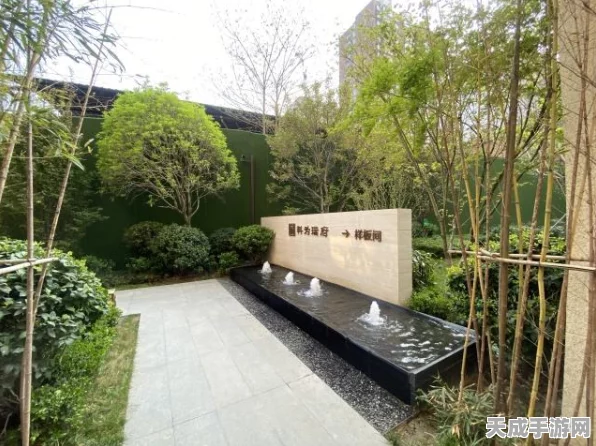 地铁逃生高手秘籍，揭秘1号地图迅猛龙精准定位与狩猎策略