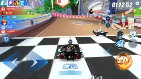 QQ飞车赛道争霸，揭秘道具使用绝技，助你称霸飞车赛场