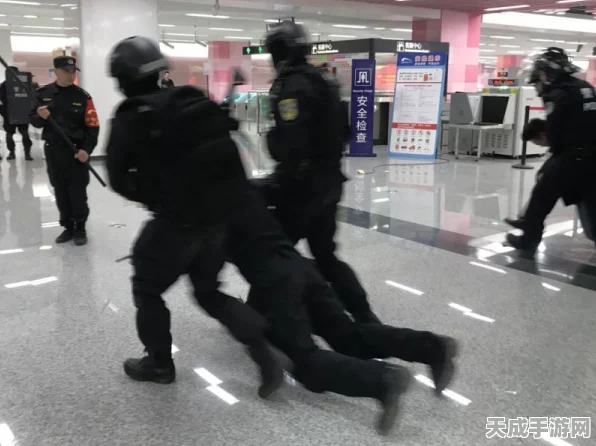 地铁逃生模式制胜秘籍，精选视角助手插件全解析