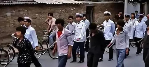 流放之路2法师巅峰指南，深度解析法师加点策略与独家玩法揭秘