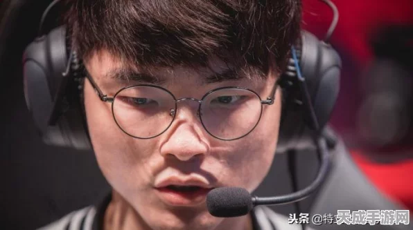 揭秘第二银河顶尖策略，如何高效提升雇佣舰长实力