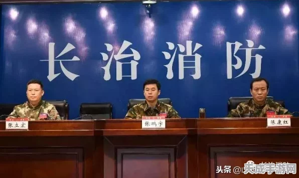圣诞狂欢！第五人格救援行动全攻略，揭秘限定皮肤获取秘籍