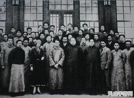 新月同行，奇幻之旅伙伴全阵容揭秘，解锁角色专属技能与背景故事