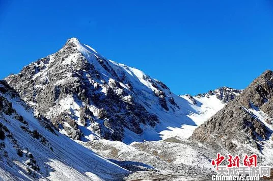 原神雪山探险必备，高效降低寒冷值策略揭秘