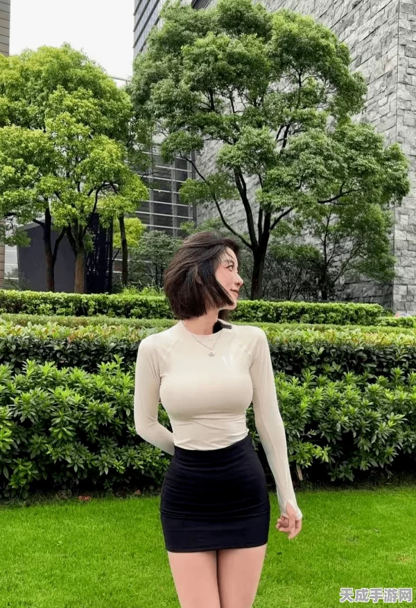 聂小雨暗黑三部曲震撼来袭，正义交锋阴谋，揭秘黑色战神传奇赛事