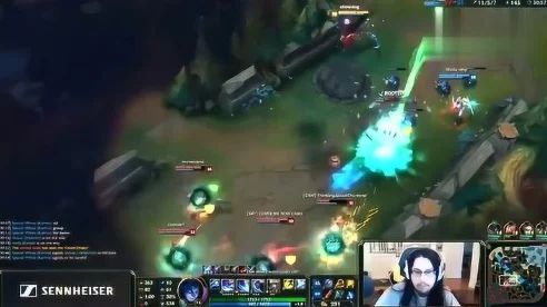 揭秘LOL战场，AOE技能大揭秘与实战应用