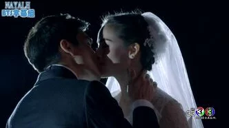 鹿晗穿越火线激情戏曝光，与女主舌吻引热议，演技是否更上一层楼？