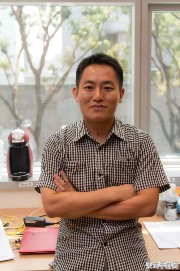 我的世界工业2深度攻略，解锁合成表与工具机械的高效玩法