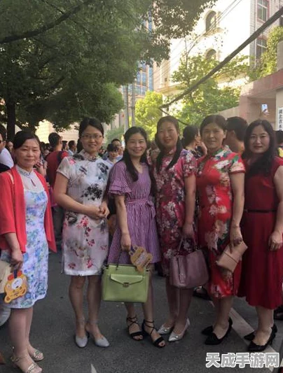 奇迹暖暖，揭秘那些绝美而小众的旗袍套装，你收藏了几款？