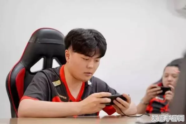 王者荣耀，顶尖玩家揭秘，个人战术套路深度解析与实战应用