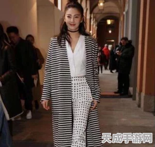 DNF新版本红眼角色上衣搭配攻略，解锁顶级属性加成与流行搭配秘籍